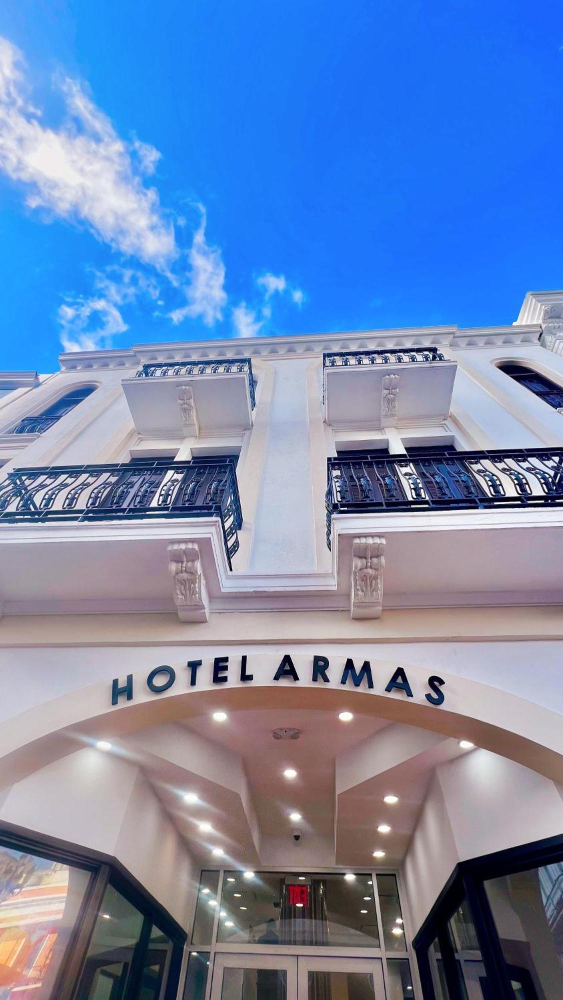 Armas Hotel San Juan Bagian luar foto