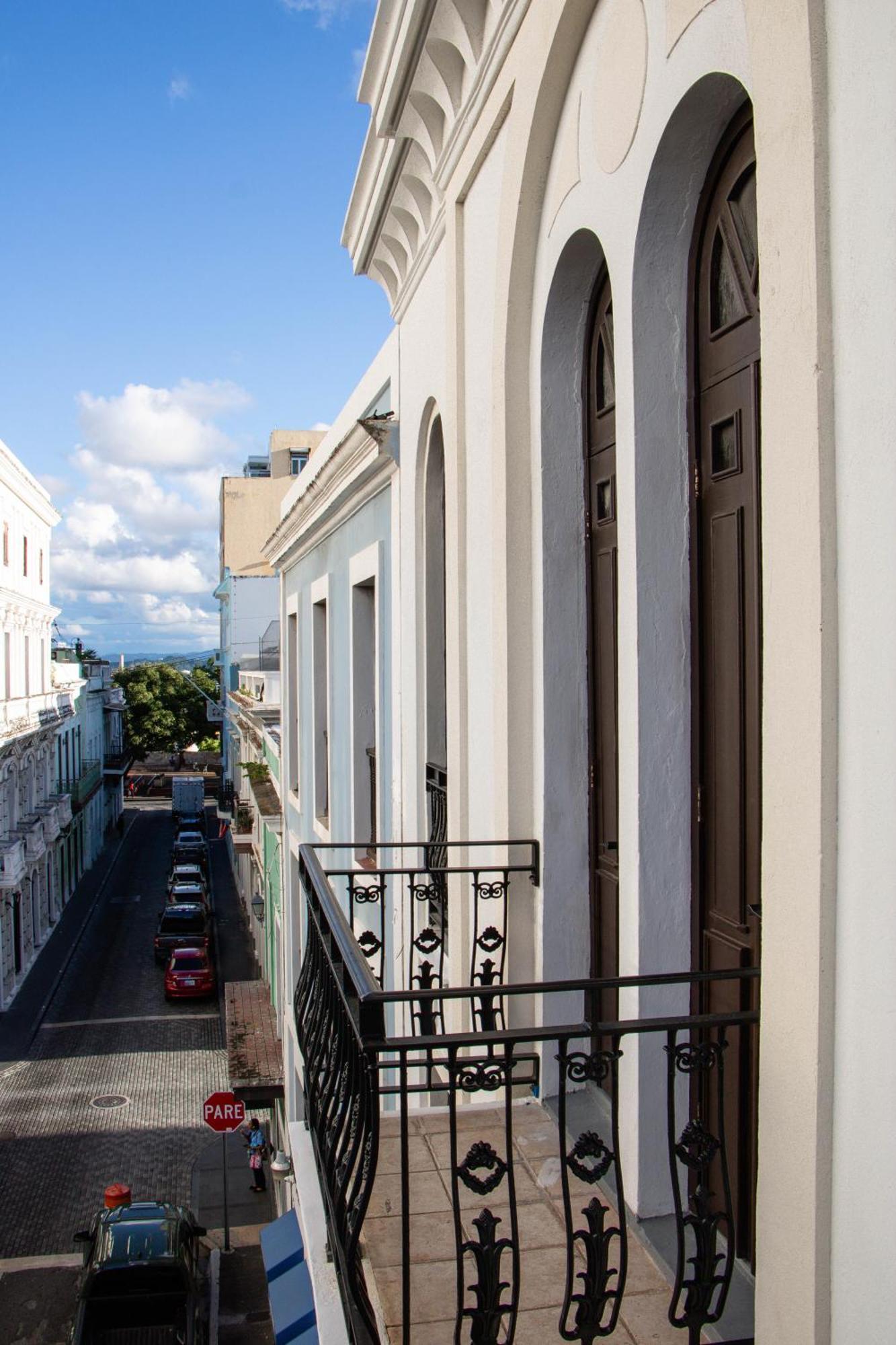 Armas Hotel San Juan Bagian luar foto