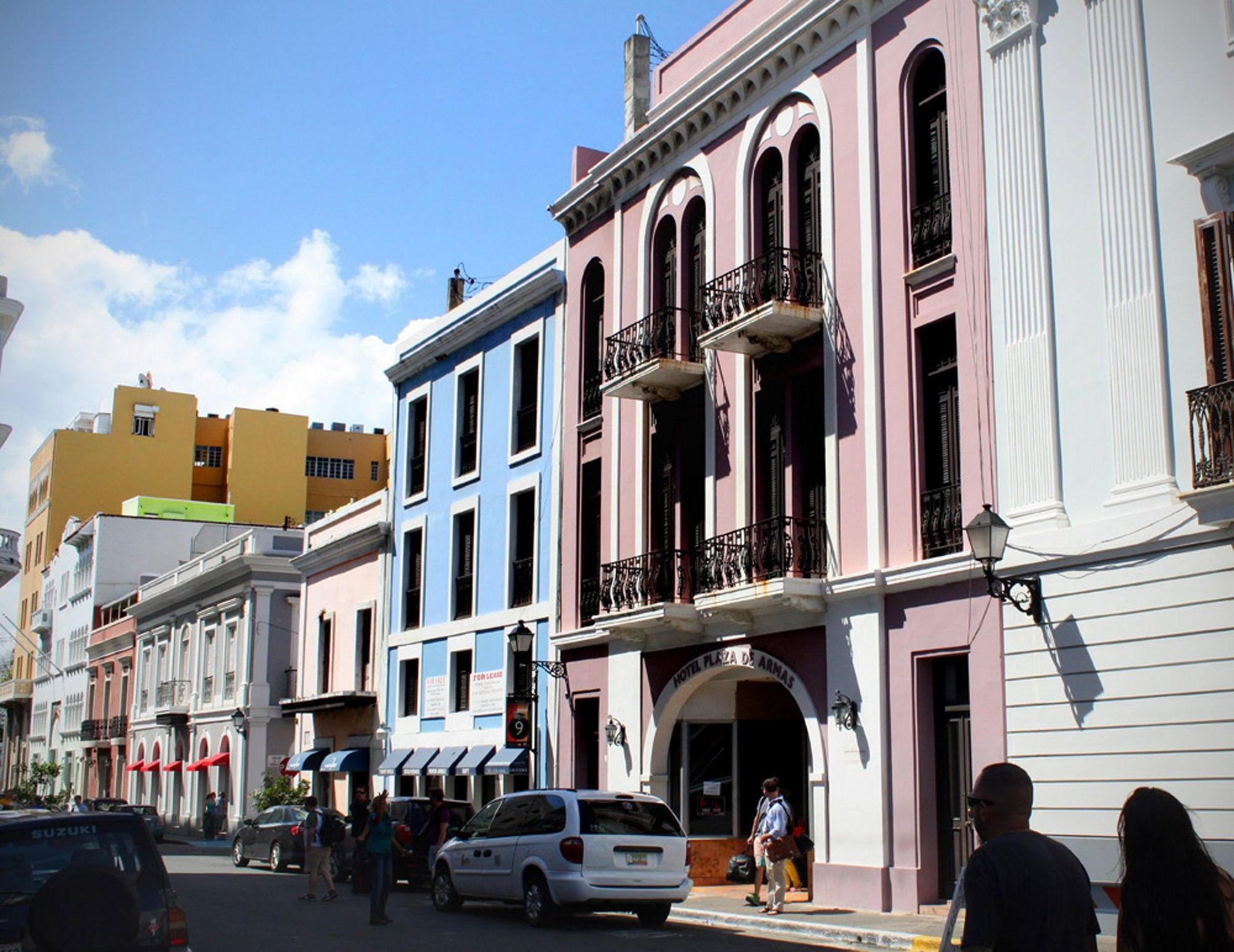 Armas Hotel San Juan Bagian luar foto